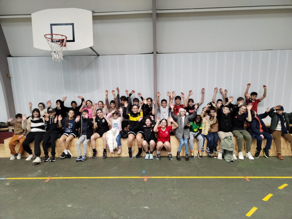 %f0%9f%a4%9d-sport-partage-et-solidarite-au-college