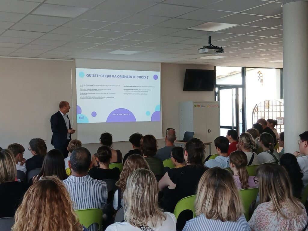cap-sur-lavenir-une-soiree-dorientation-reussie-pour-nos-3emes
